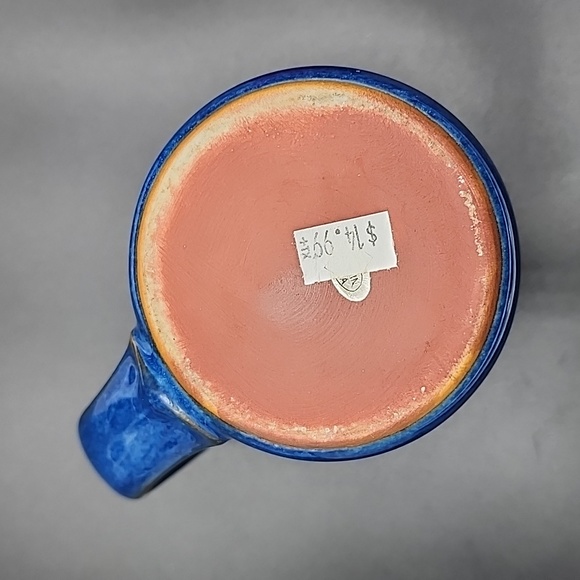 Lefty's Left-handed Coffee Tea Mug - Picture 7 of 7